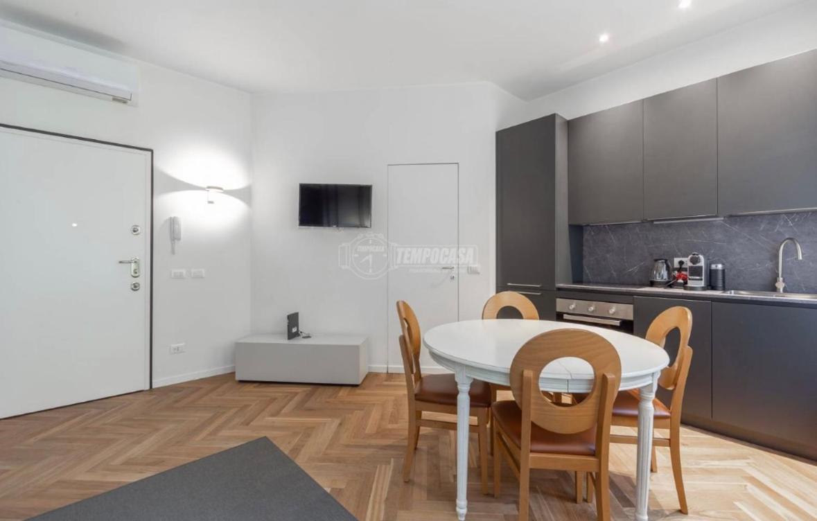 Milano - Delizioso Appartamento In Pieno Centro. Fancy Yellow Apartments 外观 照片
